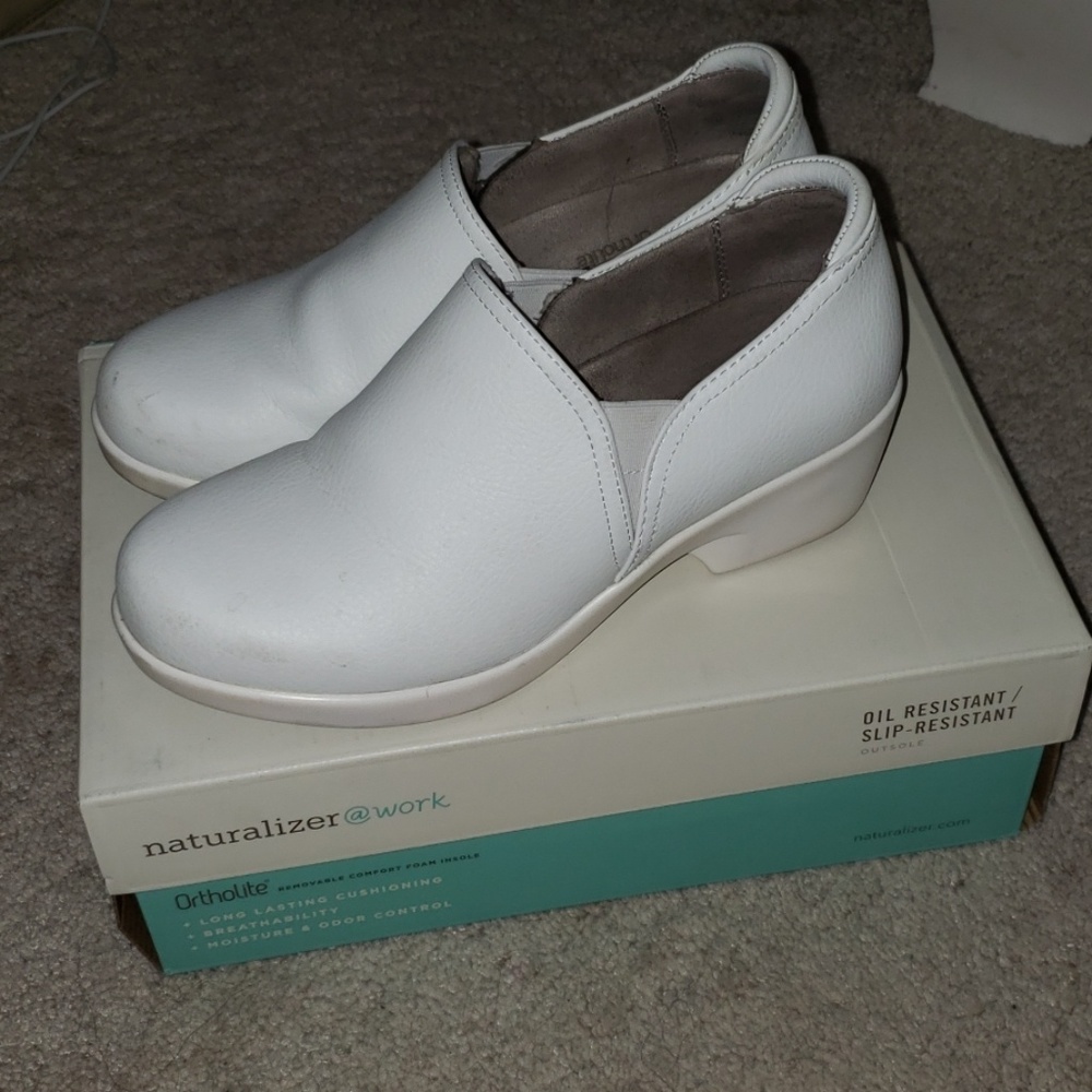Naturalizer @ Work Freeda Ortholite Nursing Clogs